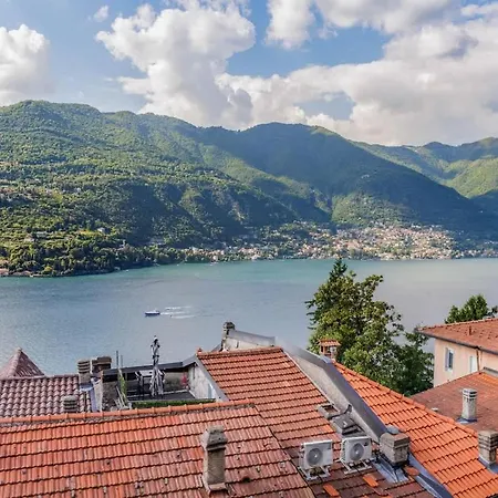 The Twilight - A Window View Of The 別荘 *